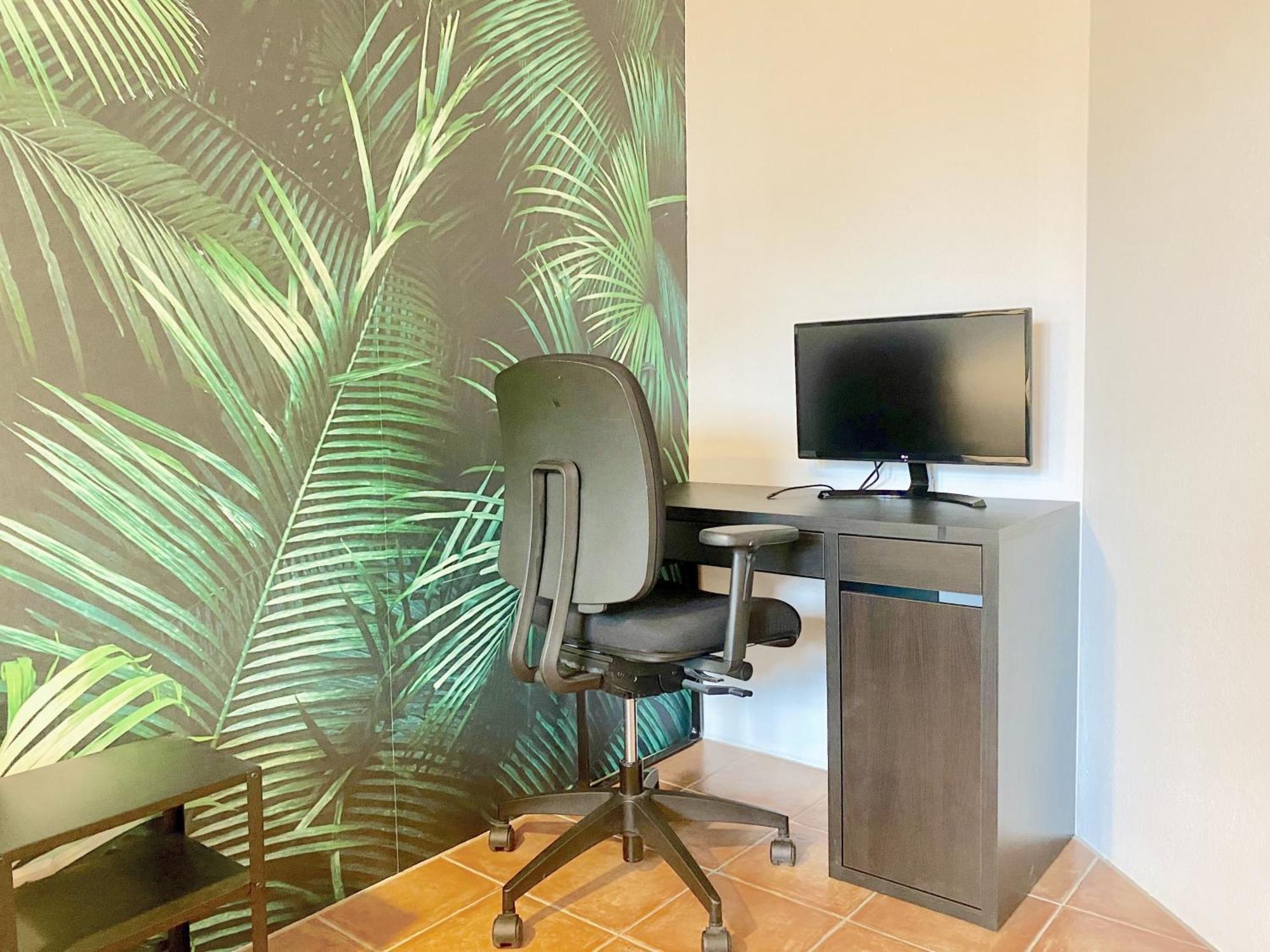 Snug Stays I 3 Zimmer Design Apartment Am See Mit Garten I Home Office I Highspeed Wifi Weßling Eksteriør billede